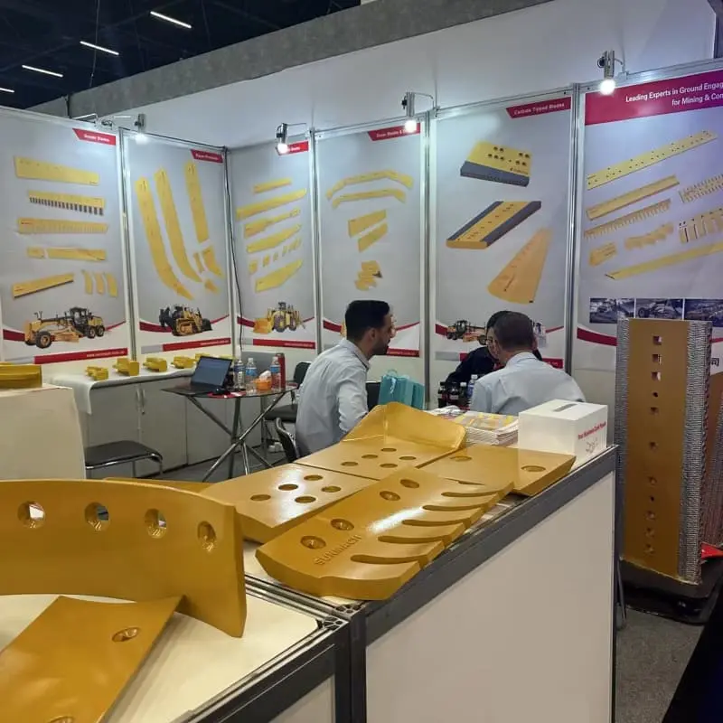 exhibition grader blade